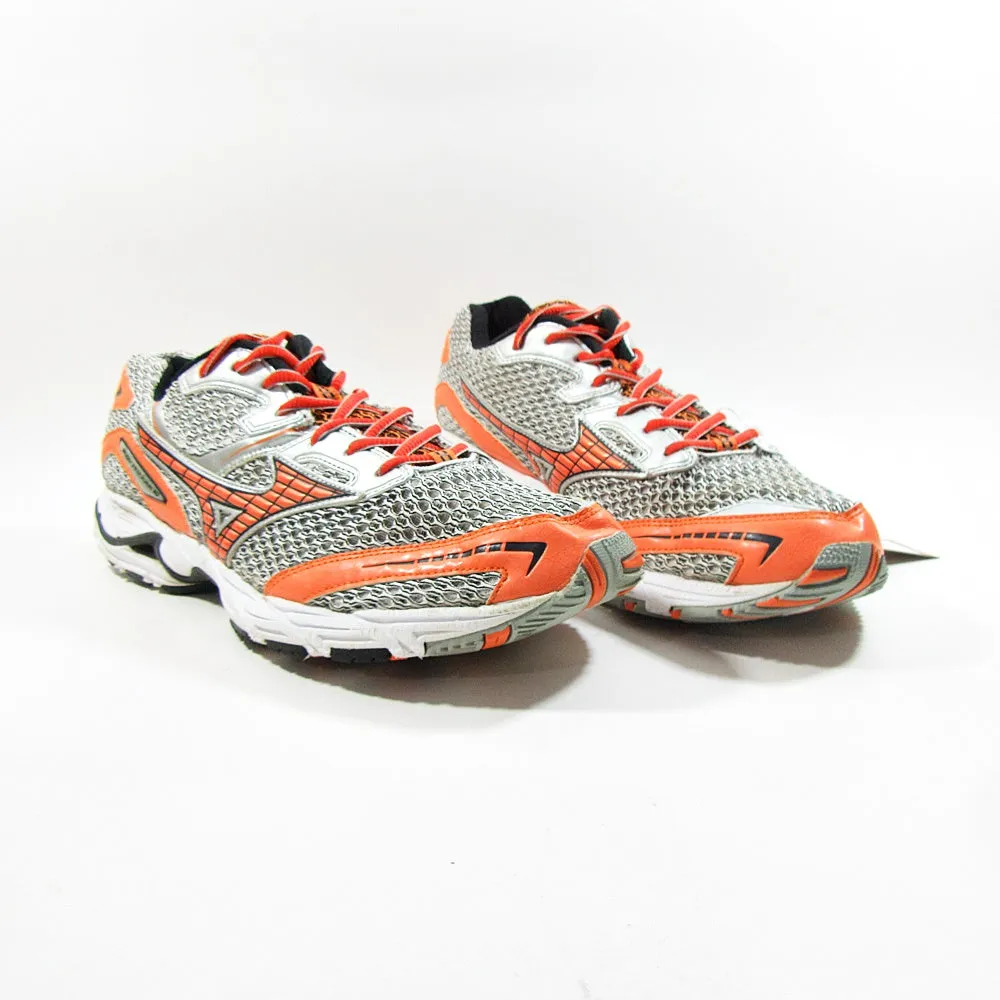 MIZUNO Wave Precision 10