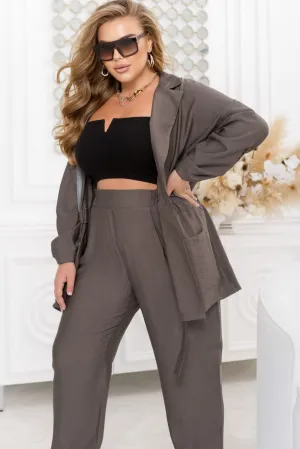 Two-piece set made of linen blend